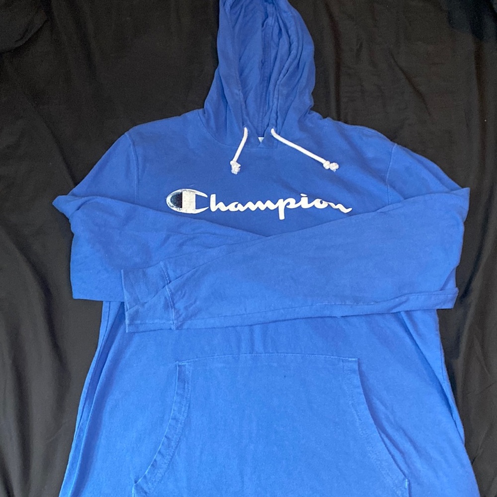 CHAMPIONS SWEATER